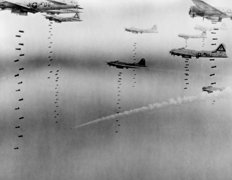 Resultado de imagen para bombardeo en la segunda guerra mundial