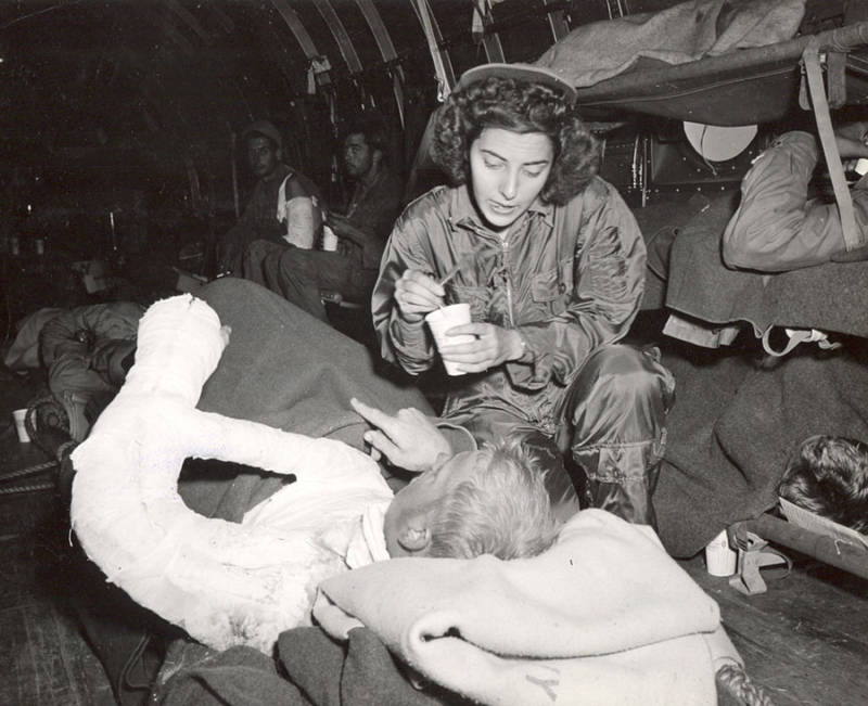 Fotos mostram momentos dramáticos enfrentados por médicos de combate  - 7