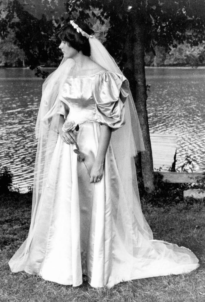 Ela foi a 11ª noiva da família a usar vestido de 122 anos - 7