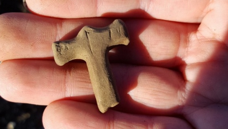Arqueólogos encontram raro amuleto do deus Thor na Islândia - 1